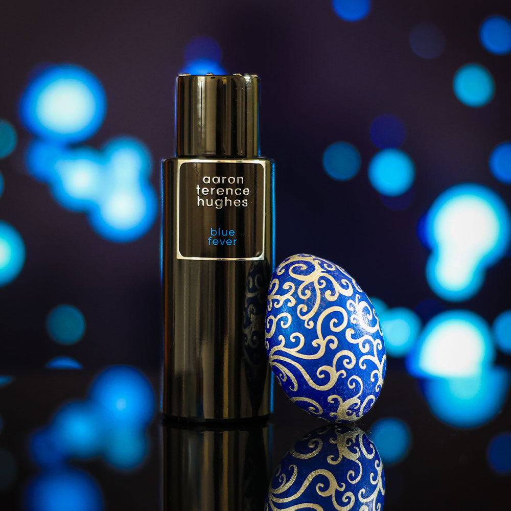 Aaron Terence Hughes Blue Fever – Extrait de Parfum – 10ml von Aaron Terence Hughes in der Duftnote Aquatisch, Zitrisch, Grün