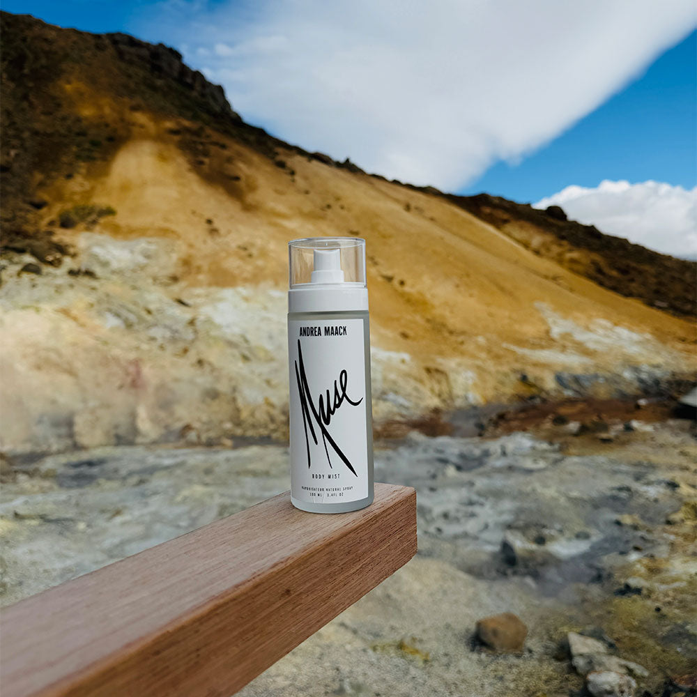 Andrea Maack Muse – Body Mist von Domitille Michalon in der Duftnote Cremig, Blumig