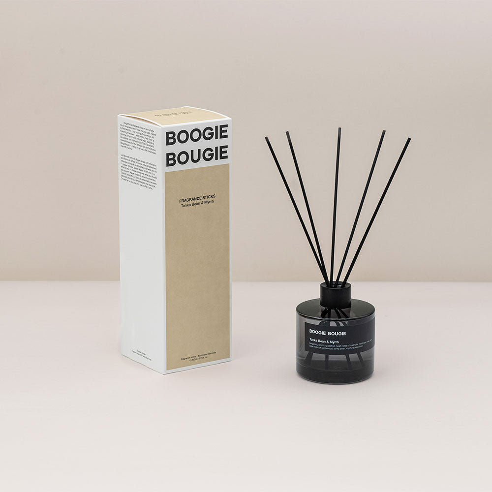 Boogie Bougie Tonka Bean & Myrrh – Fragrance Sticks in der Duftnote Holzig, Würzig, Zitrisch