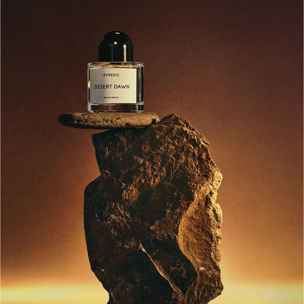 Byredo Desert Dawn – Eau de Parfum – 100ml von Ben Gorham, Jérôme Epinette in der Duftnote Holzig, Pudrig