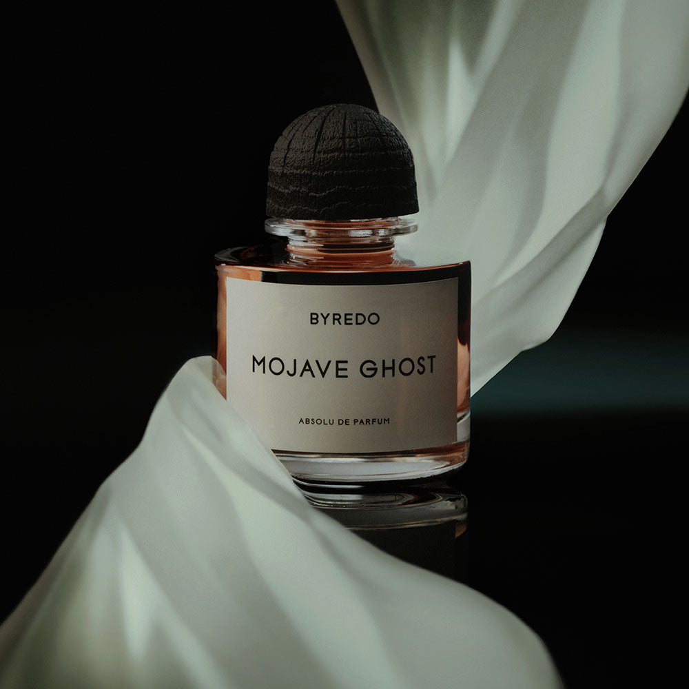 Byredo Mojave Ghost – Absolu de Parfum – 100ml von Ben Gorham, Olivia Giacobetti, Jérôme Epinette in der Duftnote Holzig, Blumig