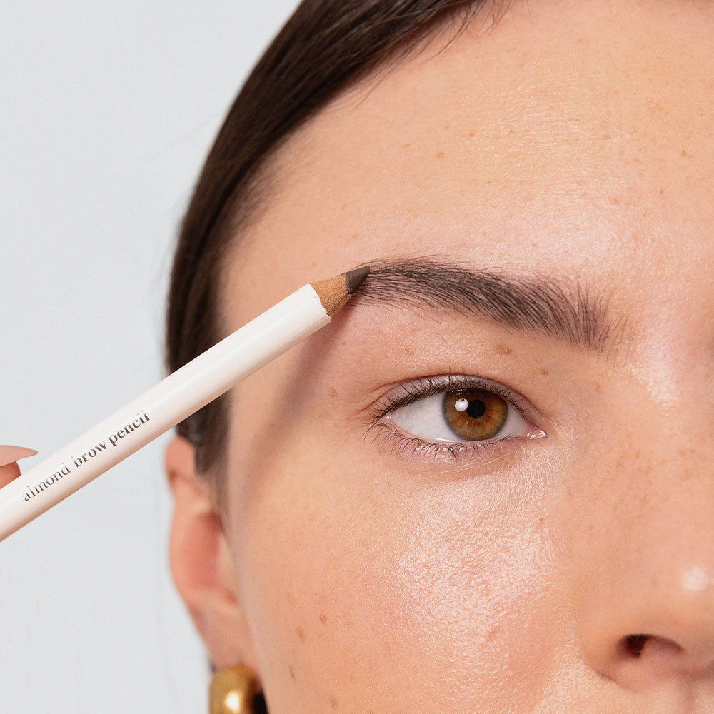 Almond Brow Pencil – Pristine