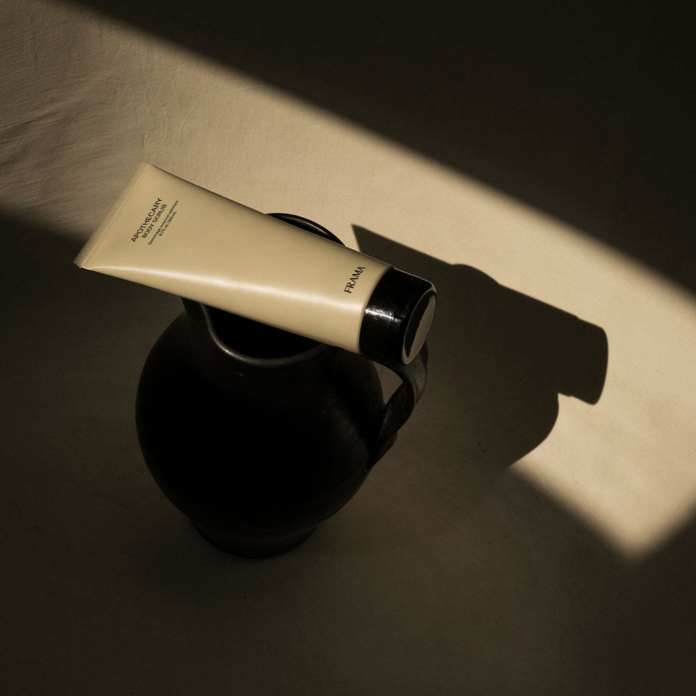 Apothecary – Body Scrub Tube