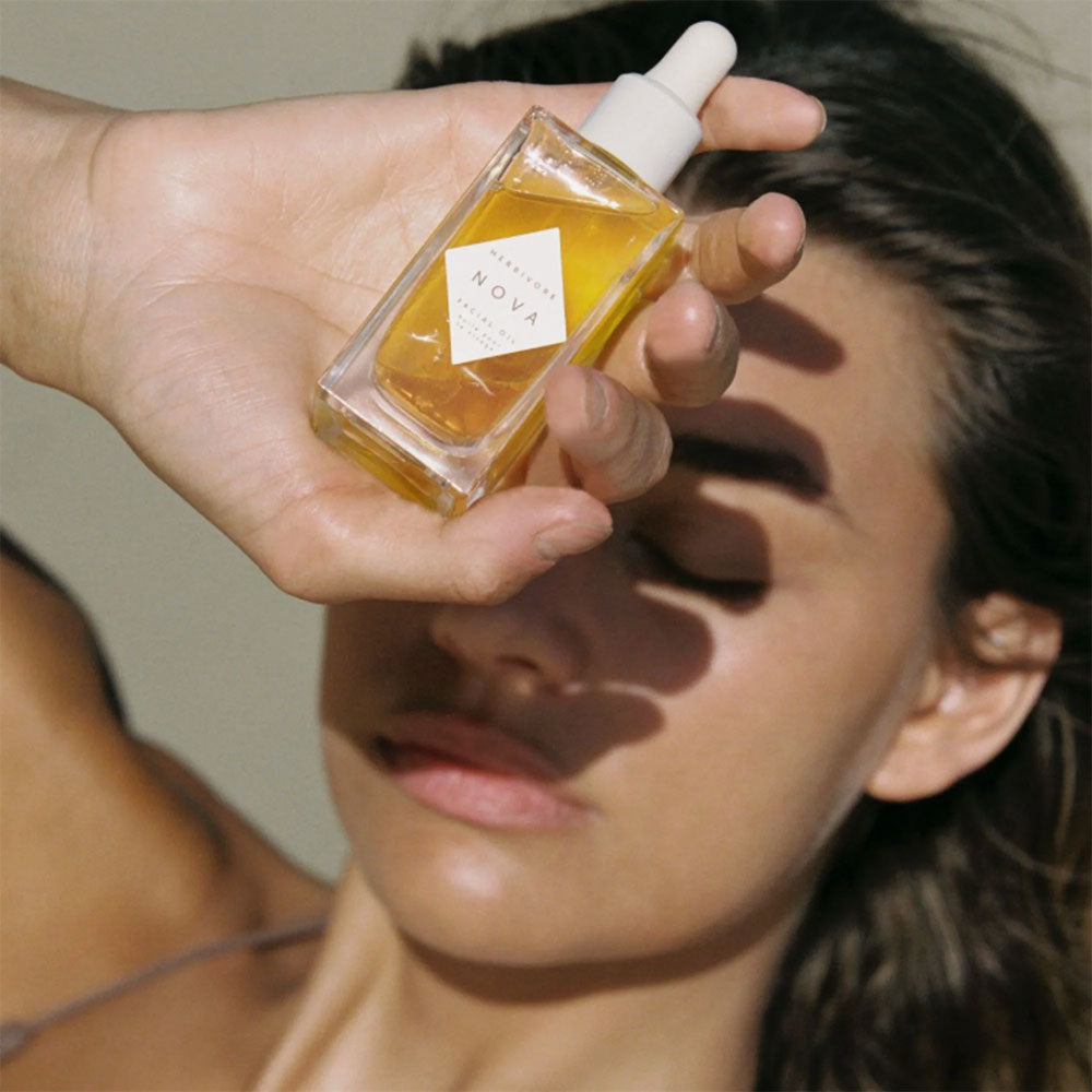 Herbivore Botanicals Nova Turmeric + Niacinamide Bi-Phase Glow Facial Oil