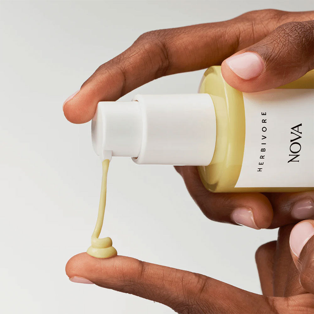Herbivore Botanicals Nova 15% Vitamin C + Turmeric Brightening Serum