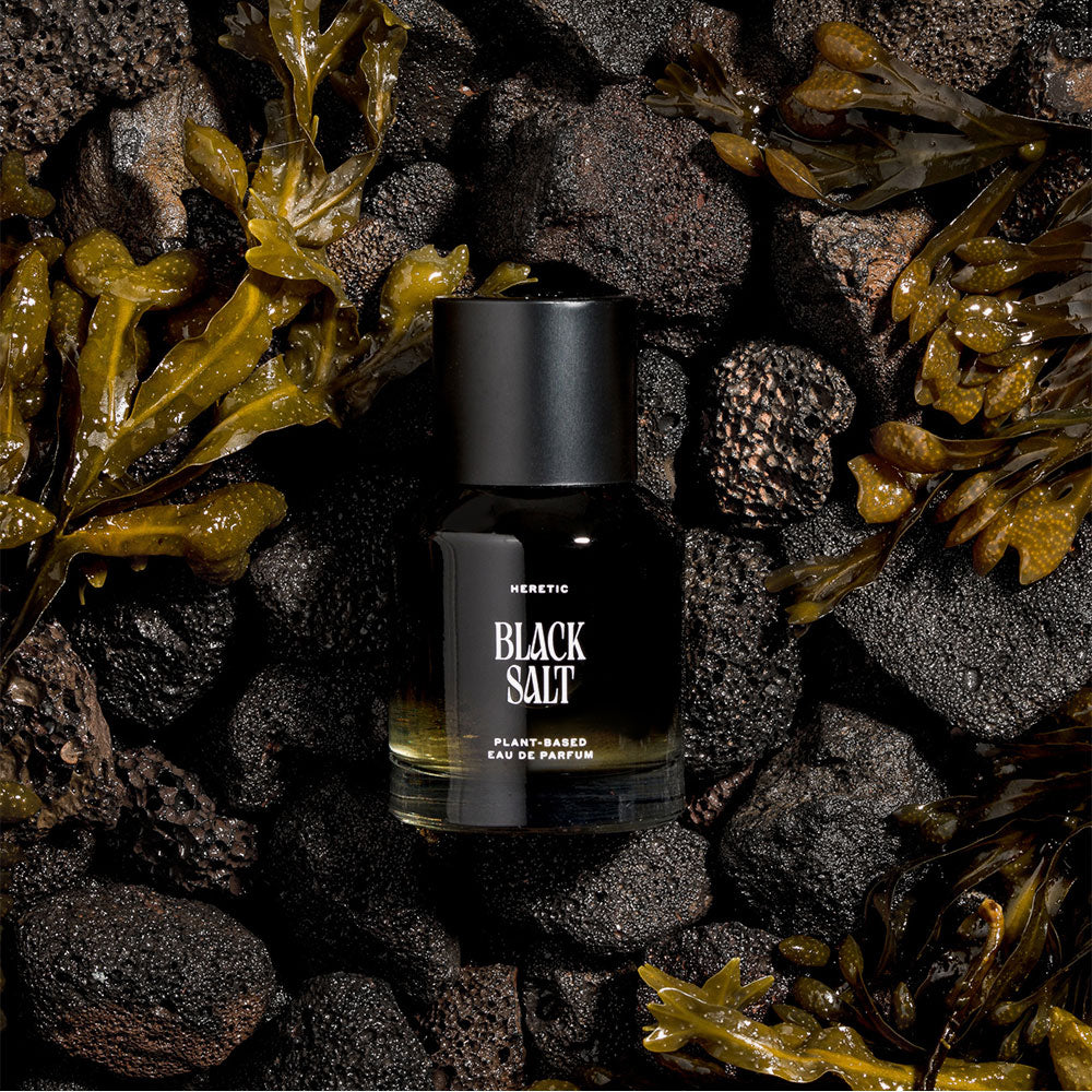 Heretic Parfum Black Salt – Eau de Parfum – 50ml von Douglas Little in der Duftnote Aquatisch, Würzig, Rauchig