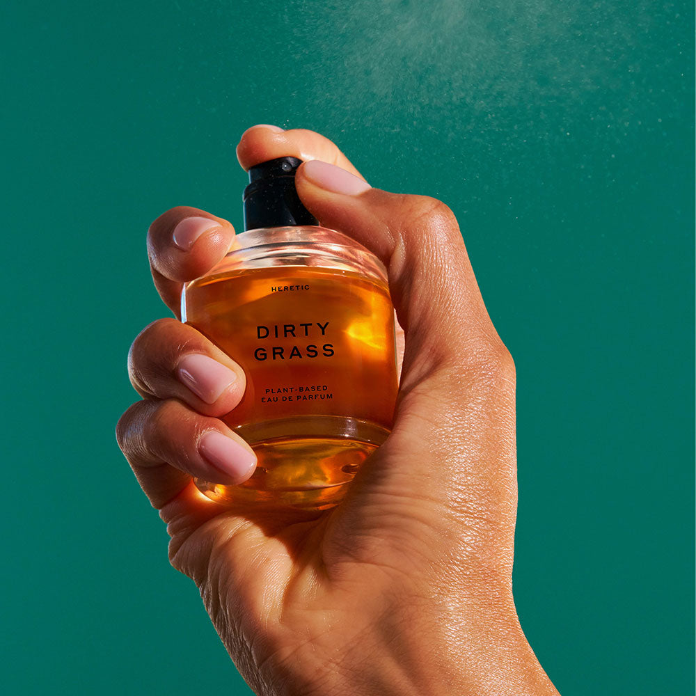 Heretic Parfum Dirty Grass – Eau de Parfum – 50ml von Douglas Little in der Duftnote Grün, Würzig