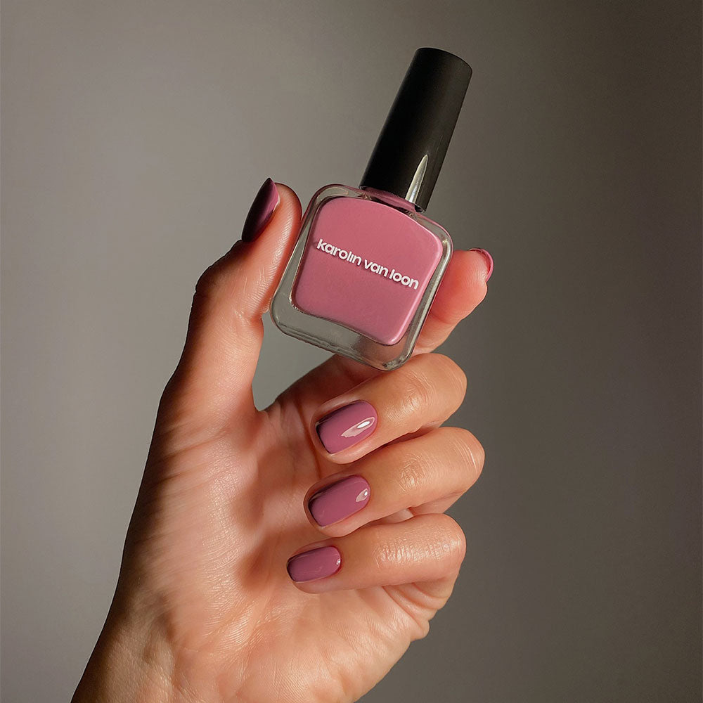 Karolin Van Loon Jus De Prune – Nail Polish