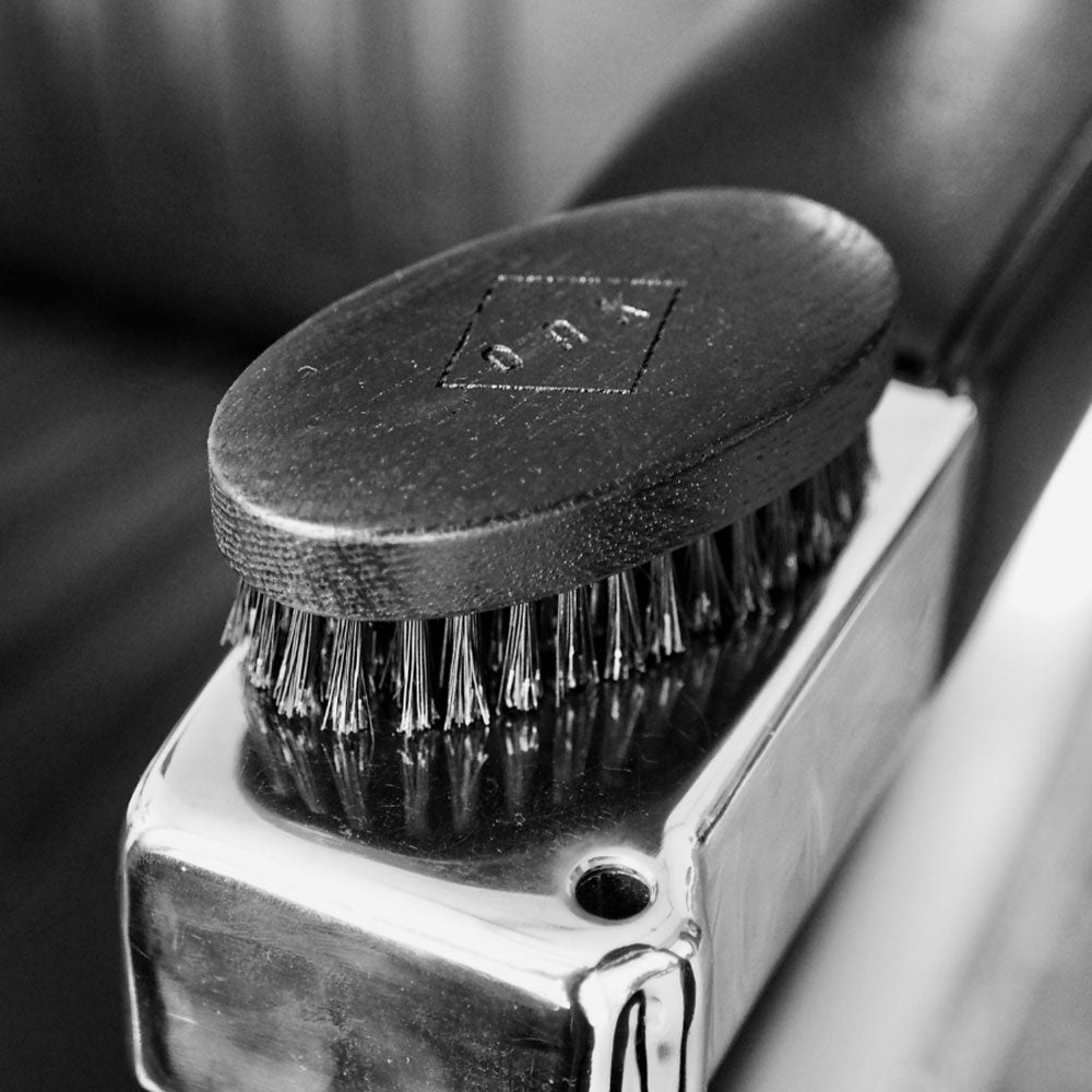 OAK Beard Brush