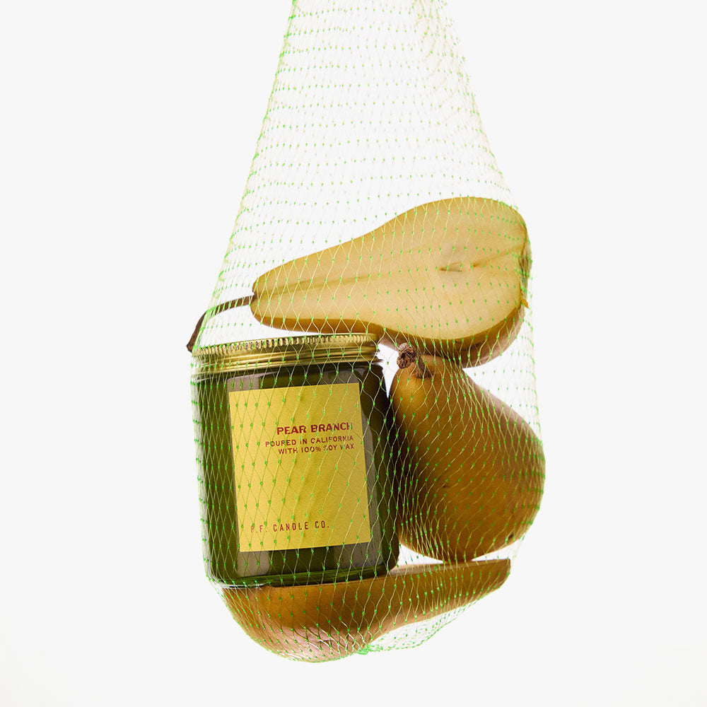 P.F. Candle Co. Pear Branch – Limited Soy Candle Standard Size in der Duftnote Fruchtig, Grün