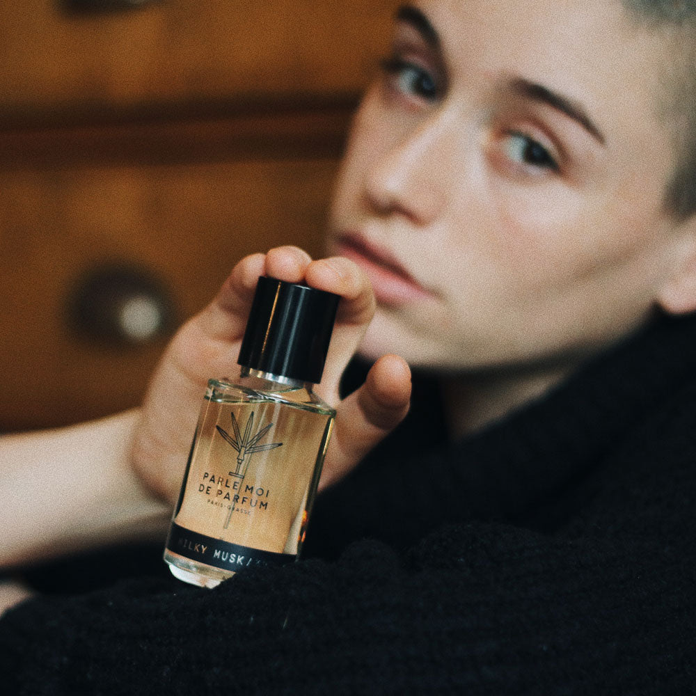 Parle-Moi-milky-musk-beautyinNSFG5HsurQl