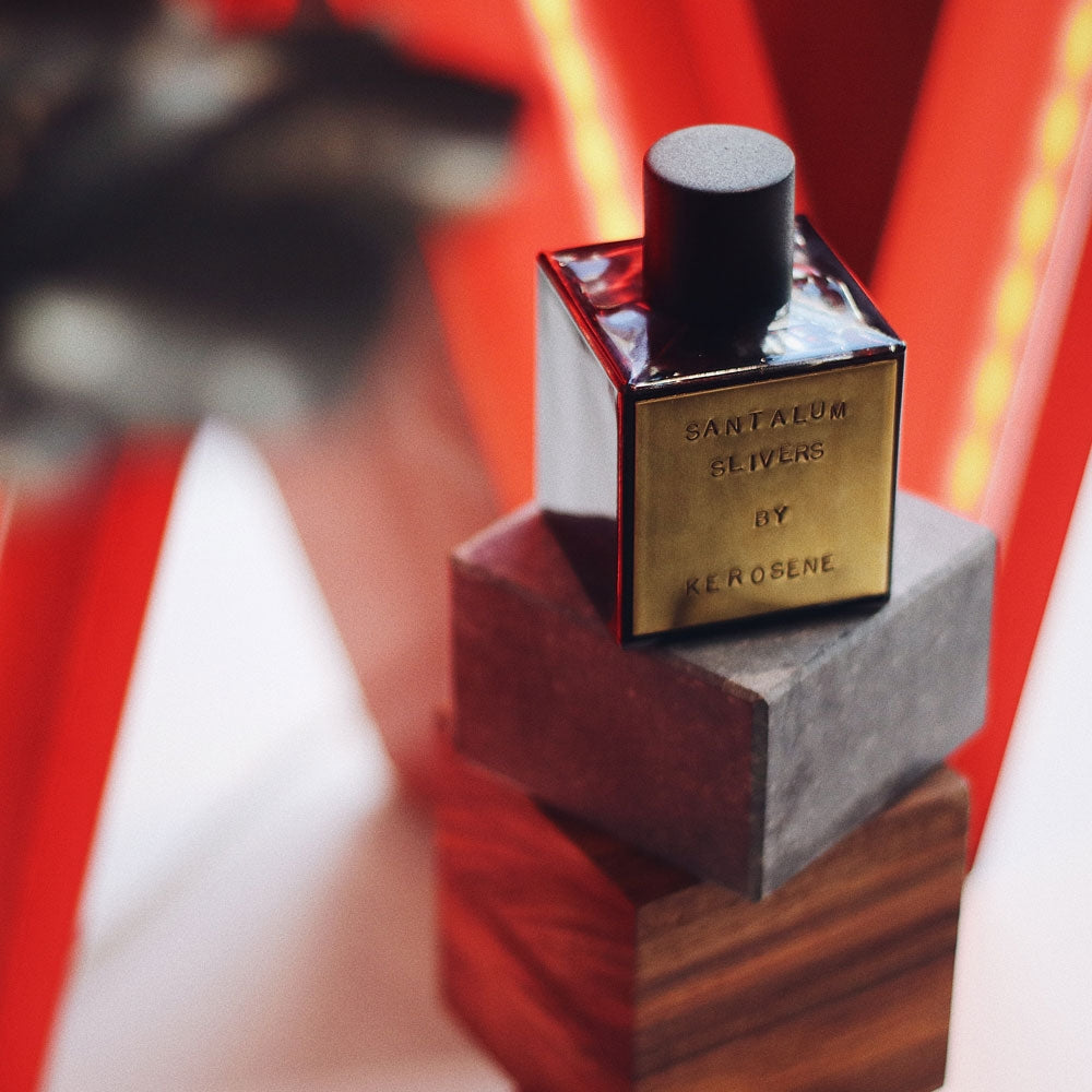 Kerosene Fragrances Santalum Slivers – Eau de Parfum – 100ml von John Pegg in der Duftnote Woody-Citrus