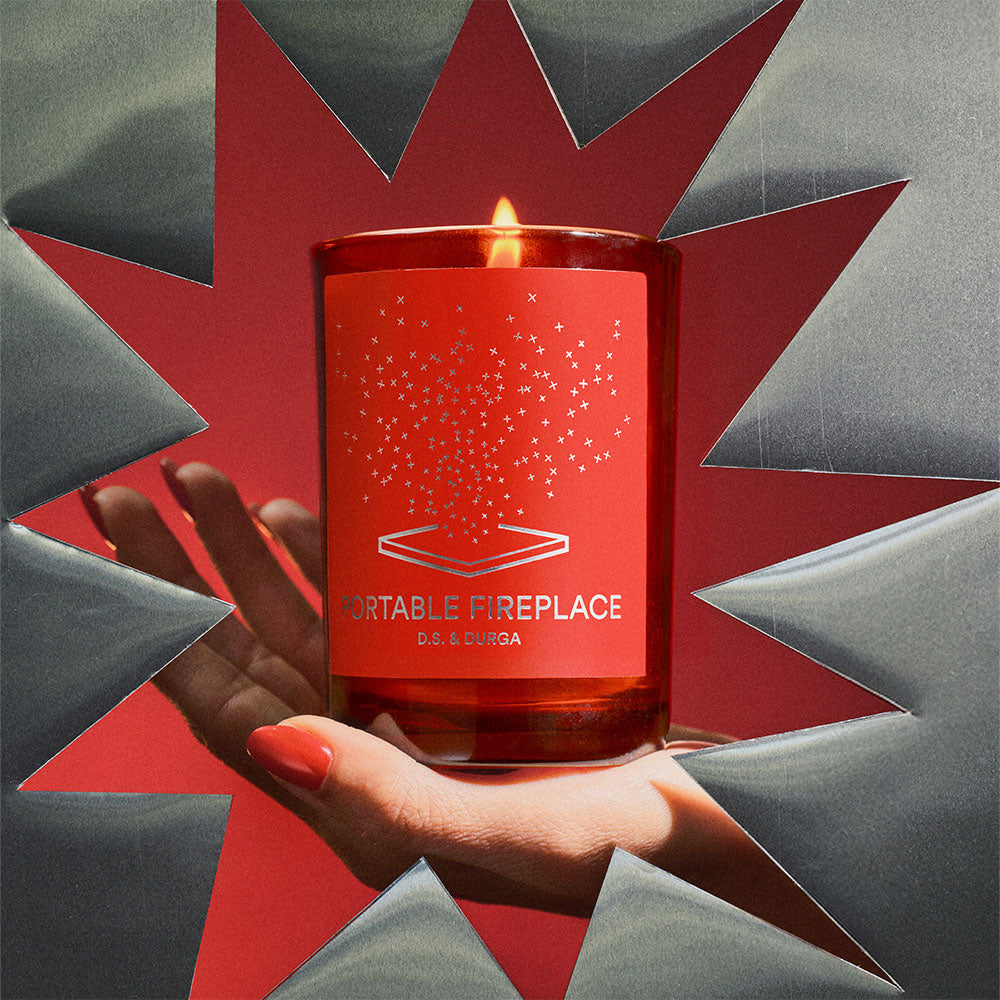 D.S. & Durga Portable Fireplace – Holiday Candle von David Seth Moltz