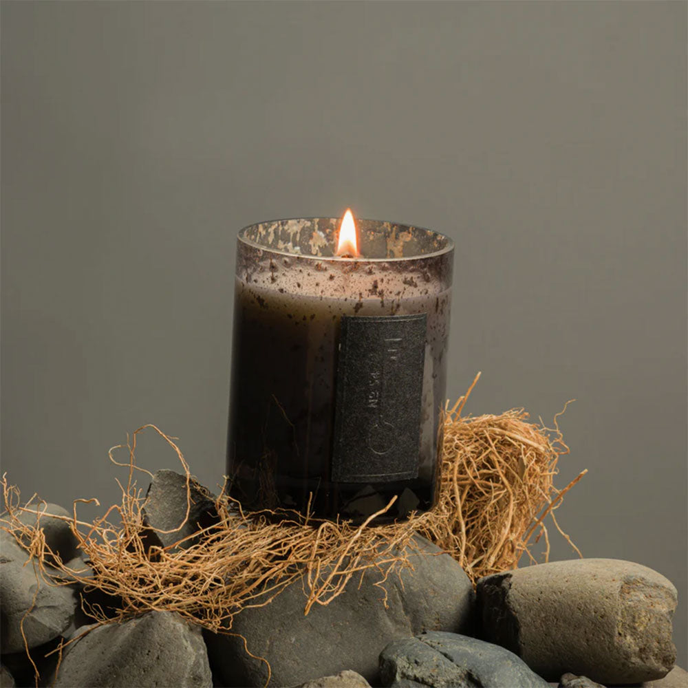 Fischersund No. 54 – Candle von Jón Þór Birgisson in der Duftnote Ledrig, Animalisch