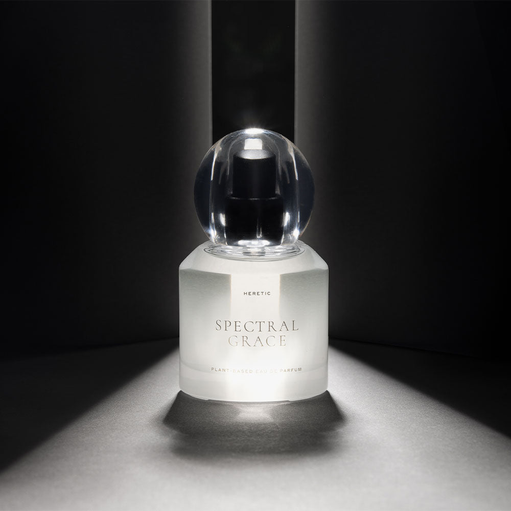 Heretic Parfum Spectral Grace – Eau de Parfum – 30ml von Douglas Little in der Duftnote Flowery
