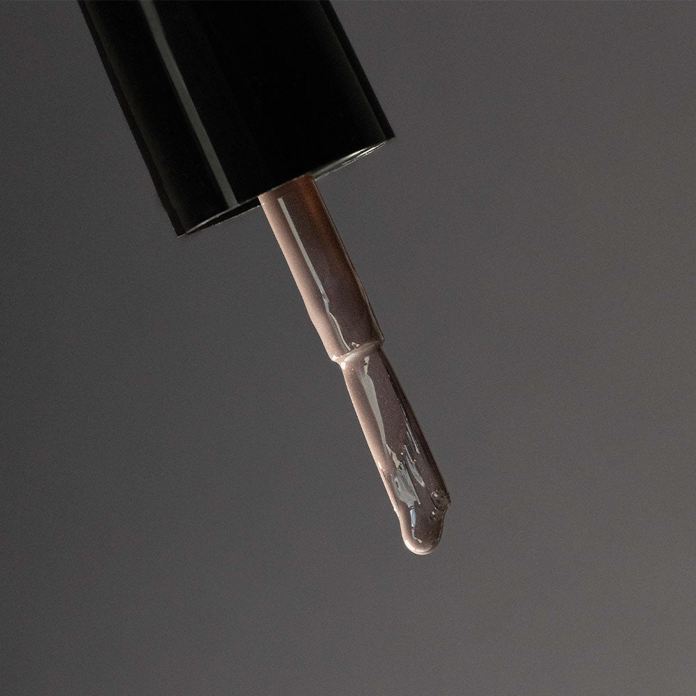 Taupe Lustré – Nail Polish
