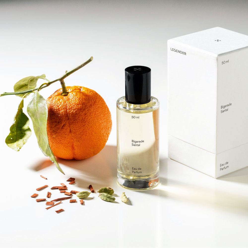 LEGENDÄR Bigarade Santal – Eau de Parfum – 50ml von Lyn Harris in der Duftnote Holzig-Zitrisch