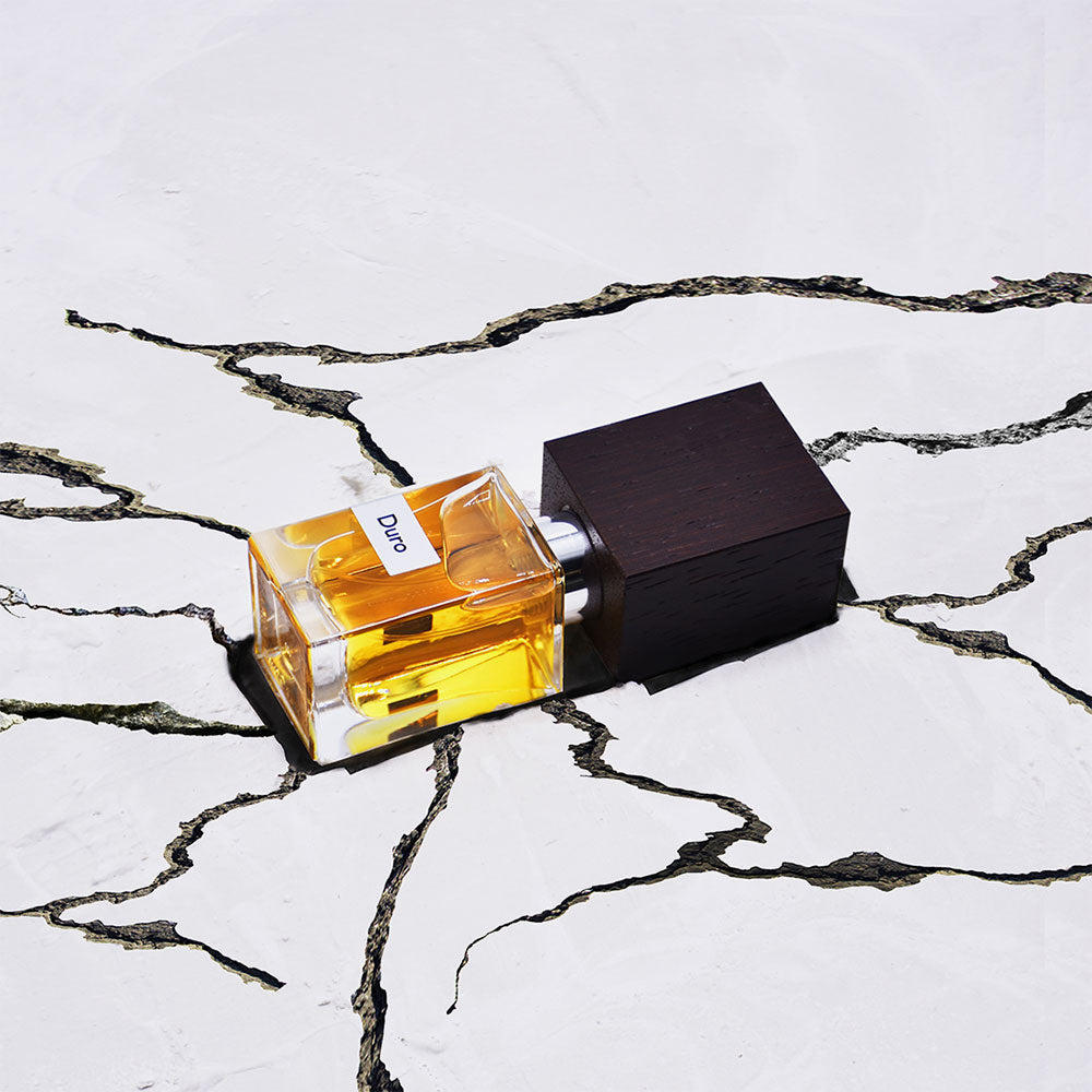 Nasomatto Duro – Extrait de Parfum – 30ml von Alessandro Gualtieri in der Duftnote Holzig, Ledrig, Würzig, Harzig, Animalisch