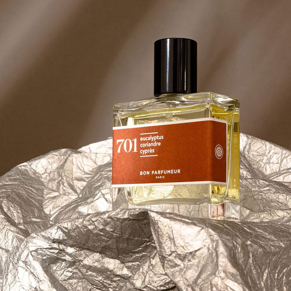 Bon Parfumeur 701 Eau de Parfum – Eucalyptus, Amber, White Wood – 30ml von Benoit Lapouza in der Duftnote Woody-Citrus